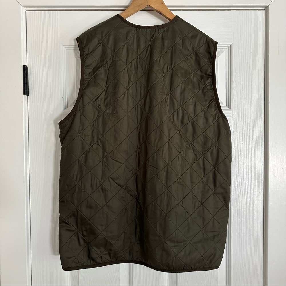 Barbour quilted vest, men’s large - Picture 2 of 9